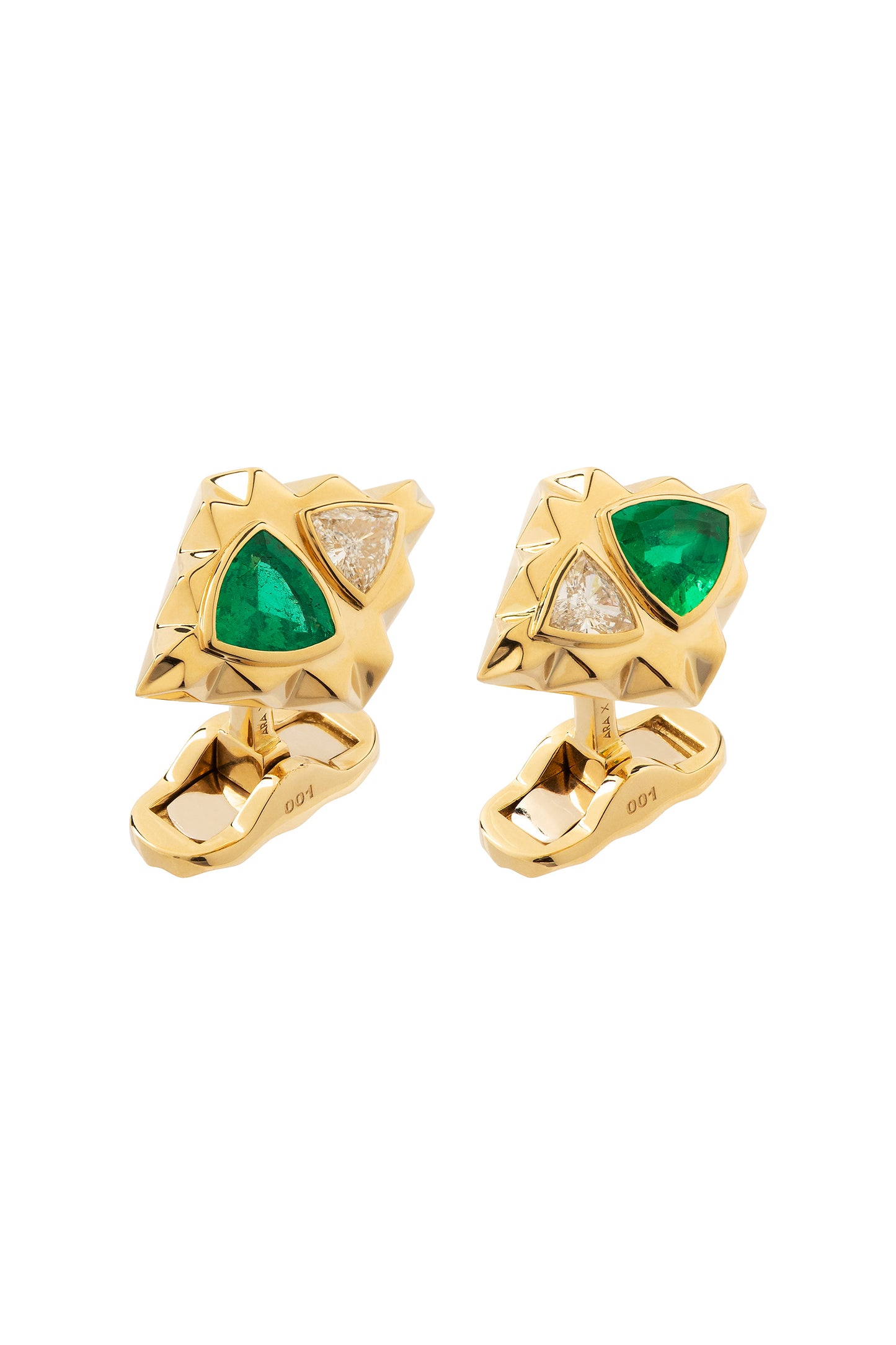Abotoaduras ARA x MR DEAN de Esmeraldas com diamantes brancos em ouro 18k amarelo.