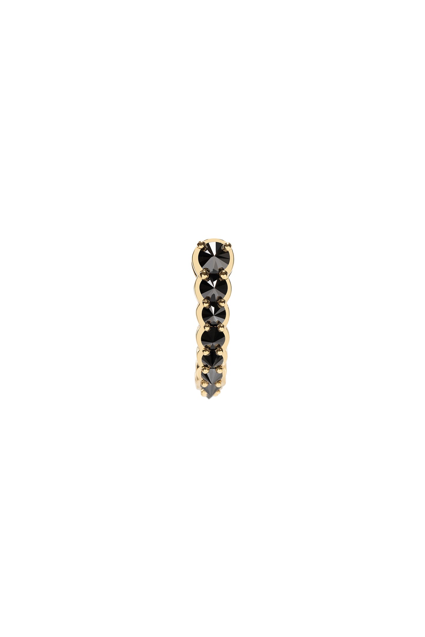 Argola polvo de diamantes negros invertidos em ouro 18k amarelo.