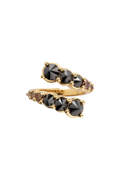 Anel de diamantes negros invertidos com diamantes brown