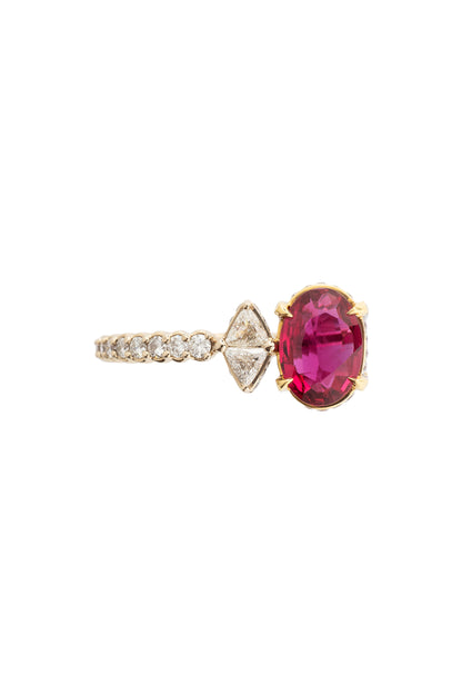 Anel Cat ring de rubi com diamantes brancos em ouro 18k branco e amarelo